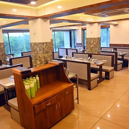 Hotel Aaram Umargām 외부 사진