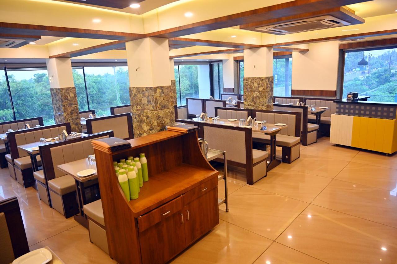 Hotel Aaram Umargām 외부 사진